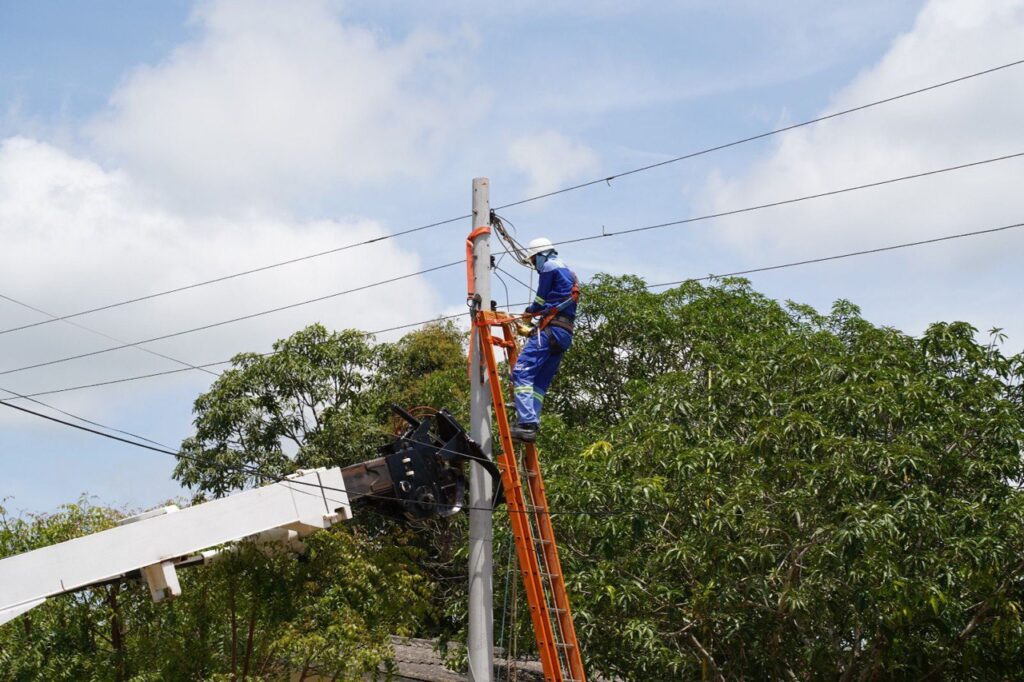 SIN LUZ POR TRABAJOS DE AIRE vrios sectores de Barranquilla