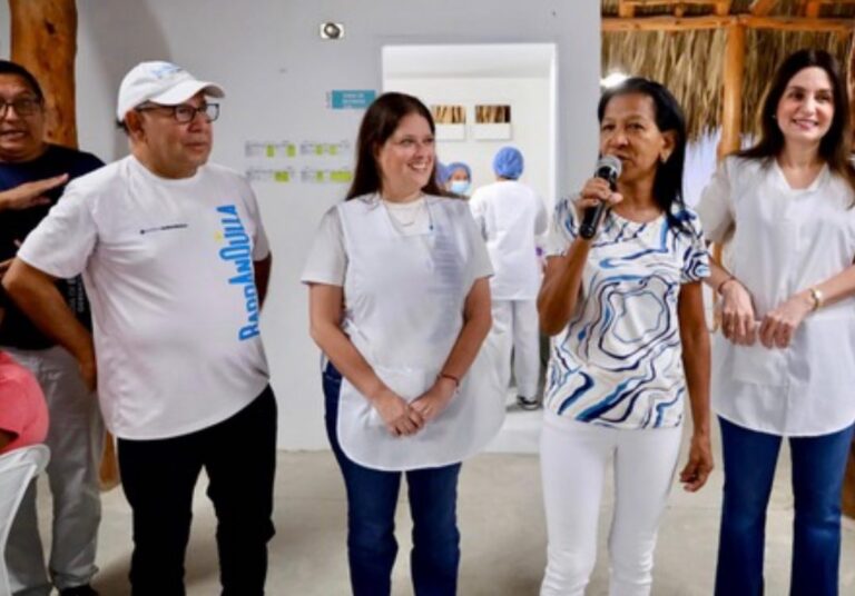 Desayunos gratis desde este jueves y arrancó en el barrio Las Américas