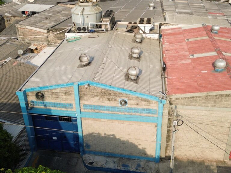 Roban energía en una hielera por el barrio Abajo