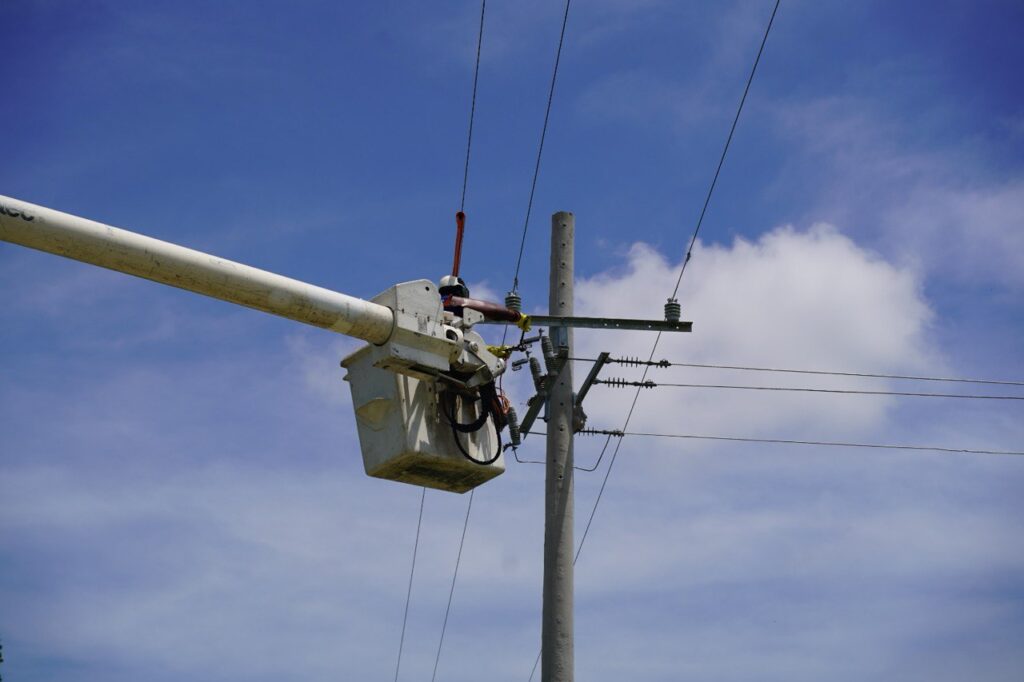 Trabajos eléctricos en el barrio El Prado mañana martes 21 de mayo