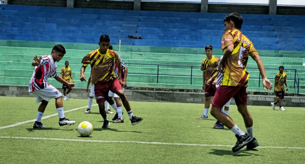 En Soledad fueron inaugurados los Juegos Intercolegiados