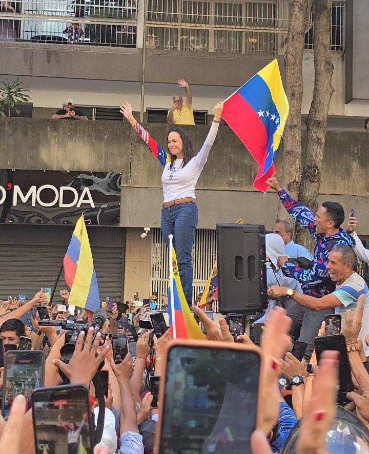 Reapareció María Cortina Machado