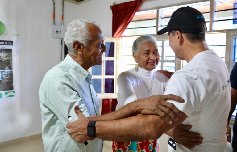 Alcalde Char entregó mejoramientos de viienda