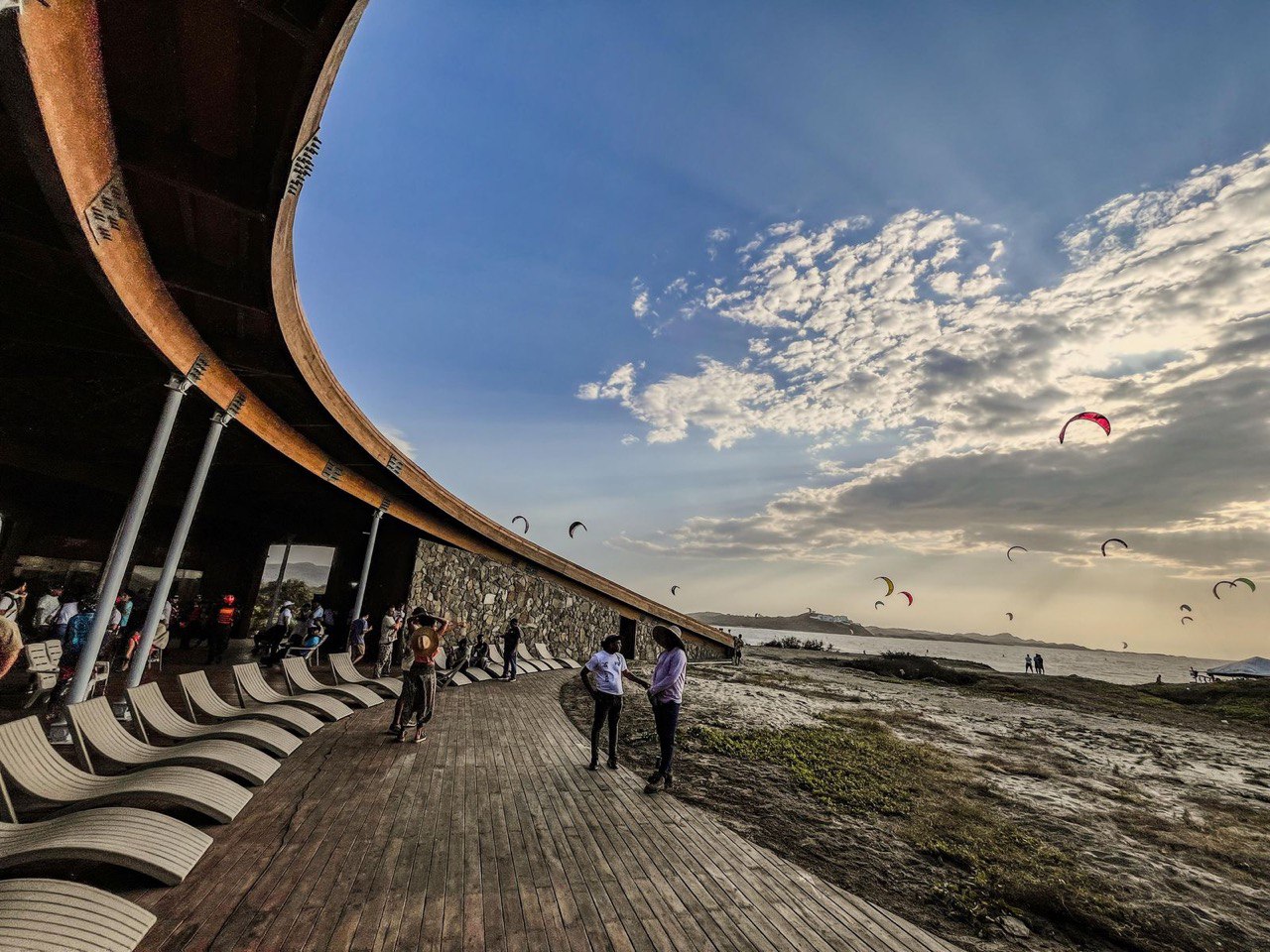 GOBERNADOR VERANO INAGURÓ CENRO DE DEPORTES NAÚTICA SALINAS DEL REY