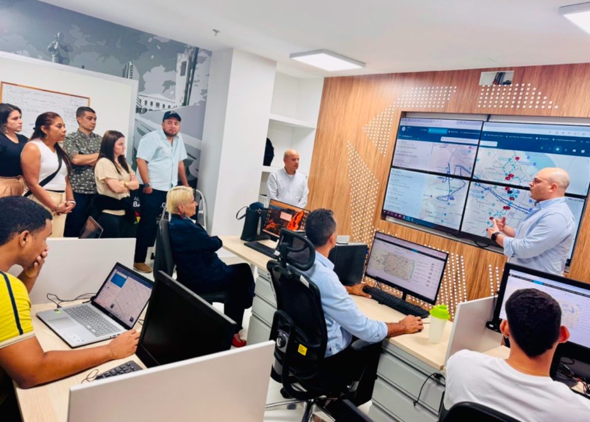 AMB recibió a transportadores de Medellín