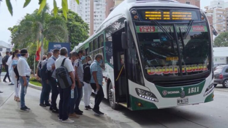 Transmetro y AMB invitana todos a usar elservicio urbano de buses