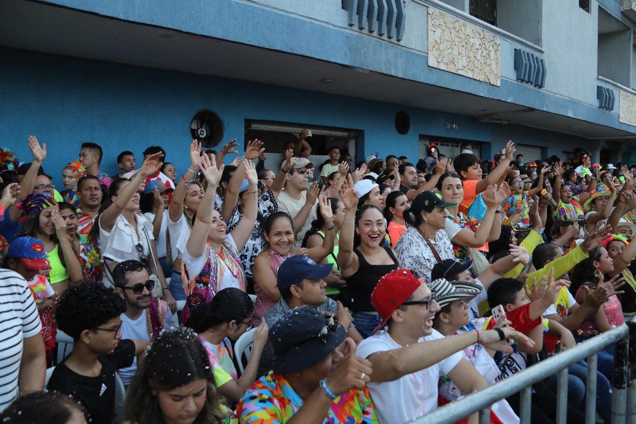 TODO SE ENCUENTRA LISTO PARA EL CARNAVAL