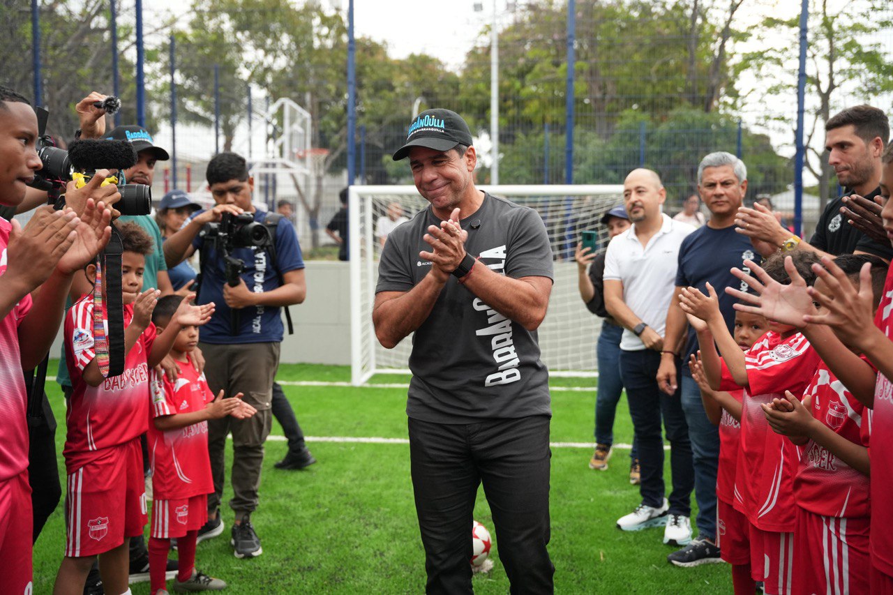 Alcalde Chr entregó el parue La Unión