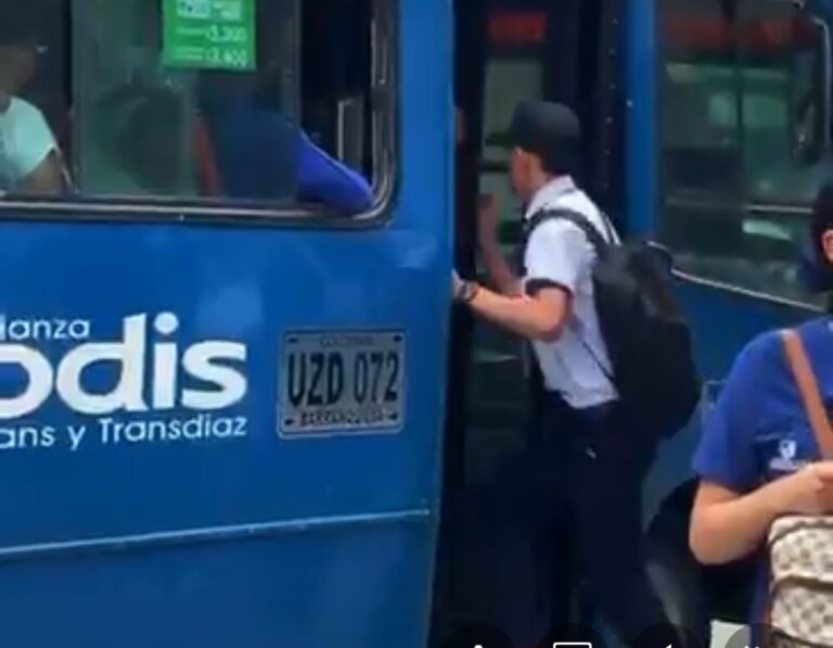 AMB agradece en el día del trabajo aconducotesy orientadores