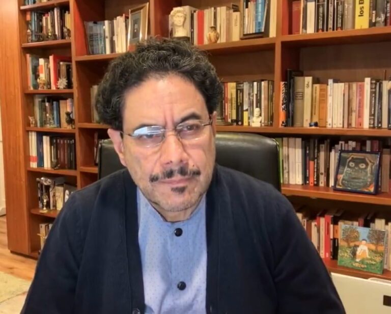 Sendor Iván Cepeda.
