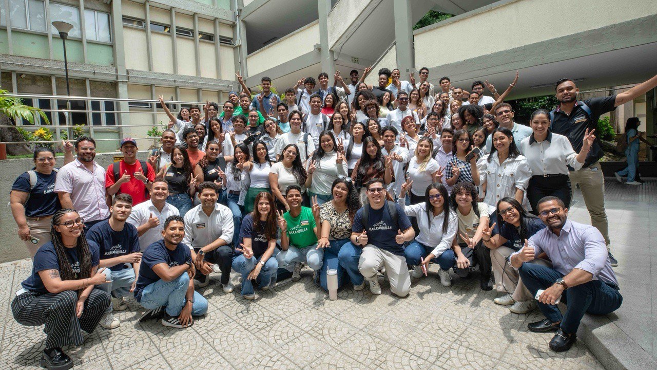 CON el apoyo del CEC