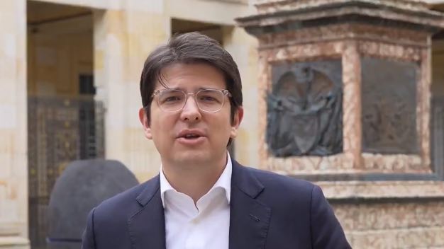 Atetdo contra el senador Miguel Uribe