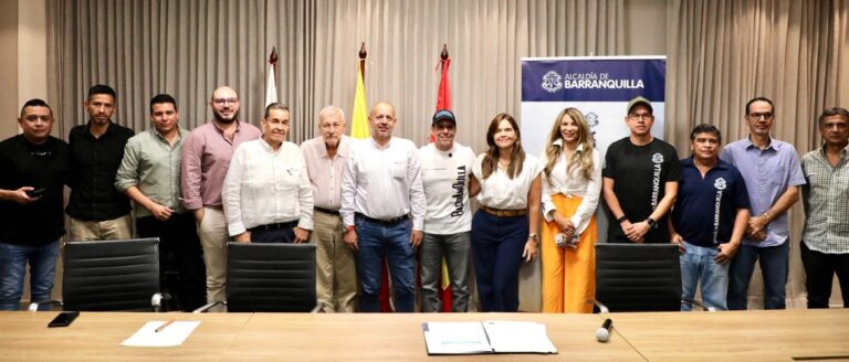 ALCALDE FIRMA CONVENIO CON MERCOSUR