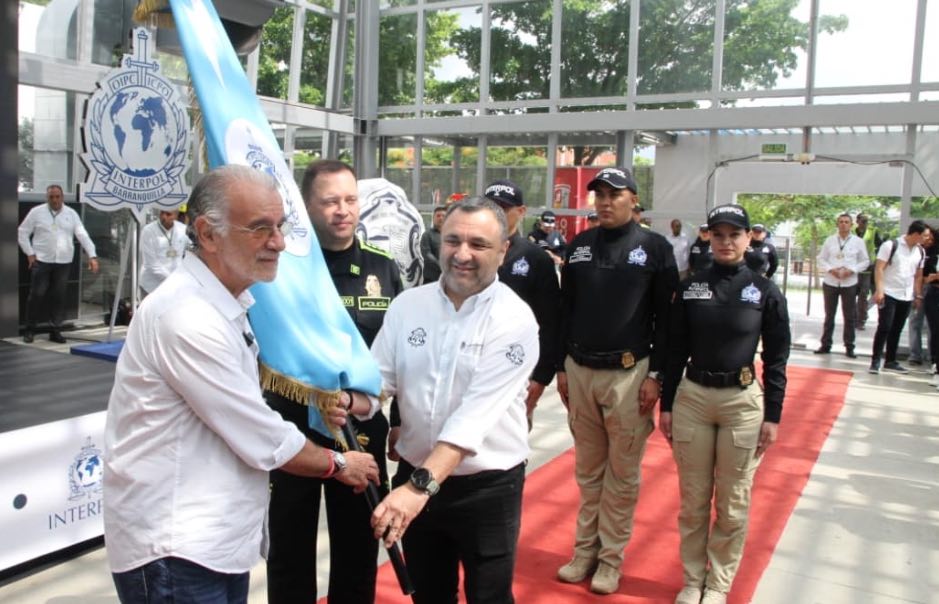 La Interpol ya está aquí