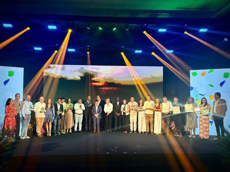 Empresas y organizaciones