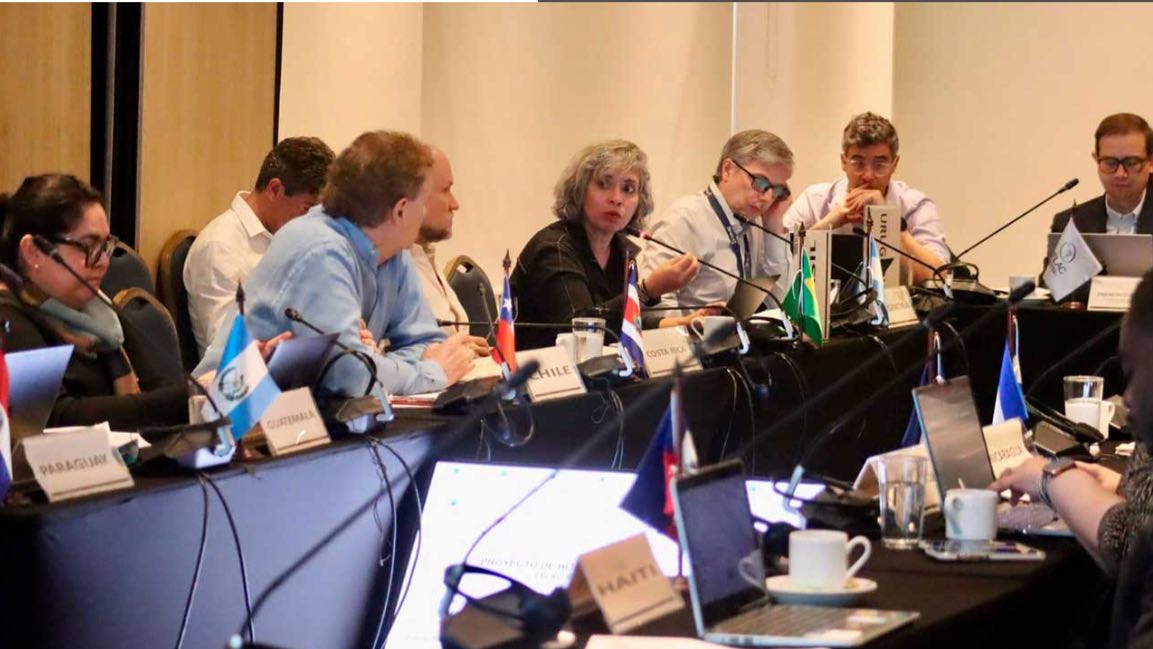 photo_2025-11-09_00-05-36