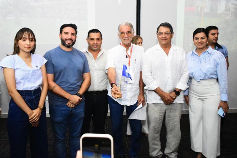 photo_2025-11-29_22-12-59