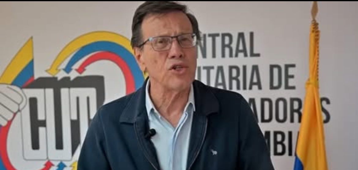 photo_2025-12-09_22-41-40