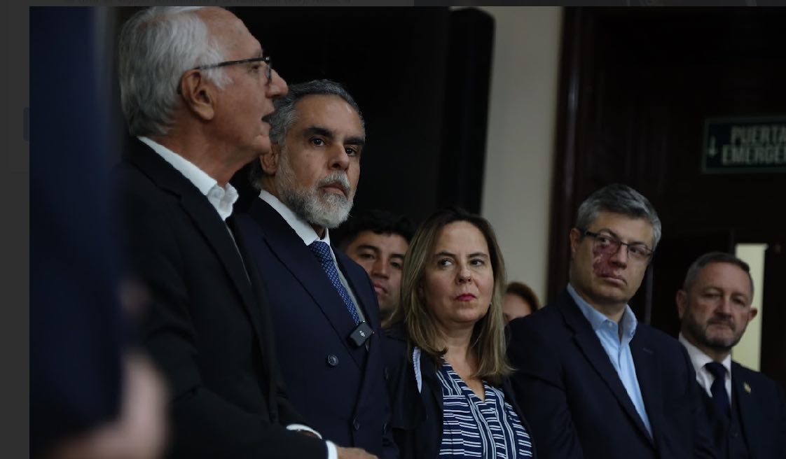 photo_2025-12-15_23-20-28