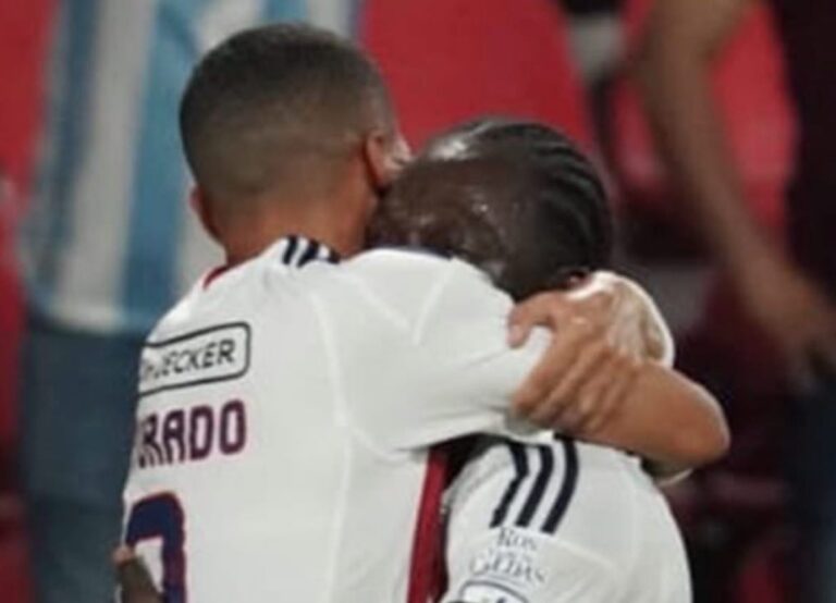 photo_2025-12-16_22-04-42