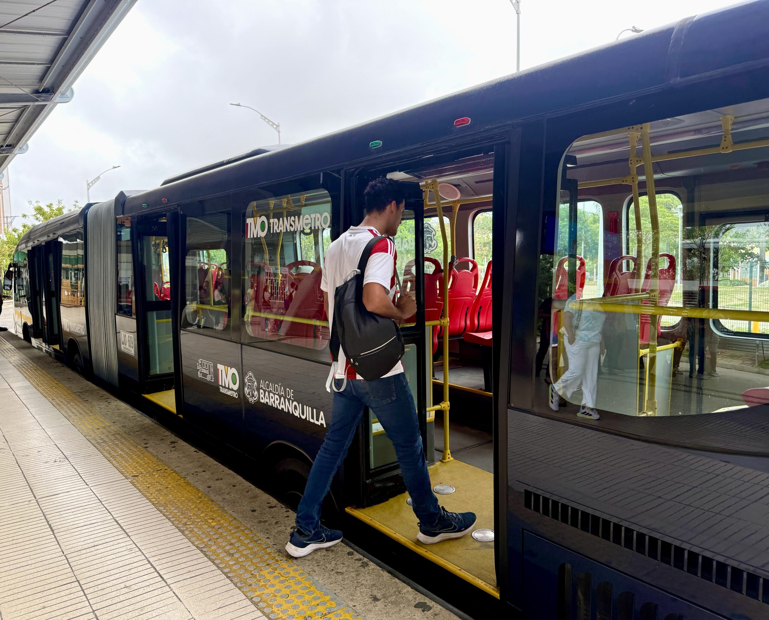 551de68f-2e77-471f-90bc-0d3dcba2619e